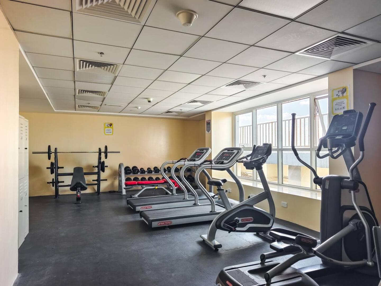 Special June Rate - Luxurious Studio - Golf View *