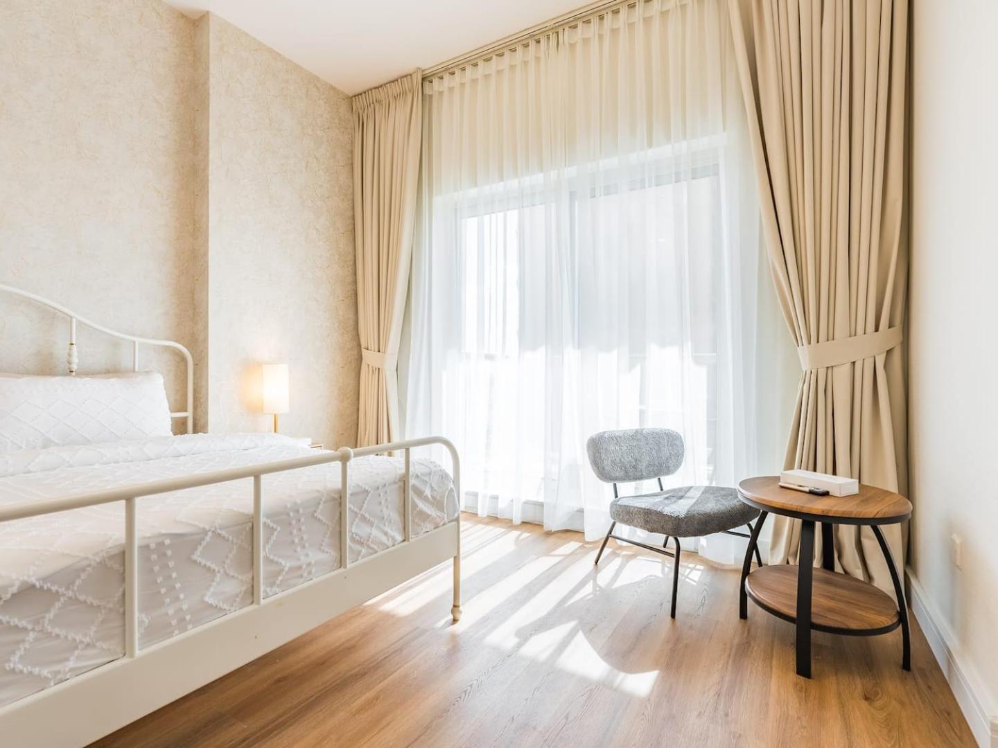 Special June Rate - Luxurious Studio - Golf View