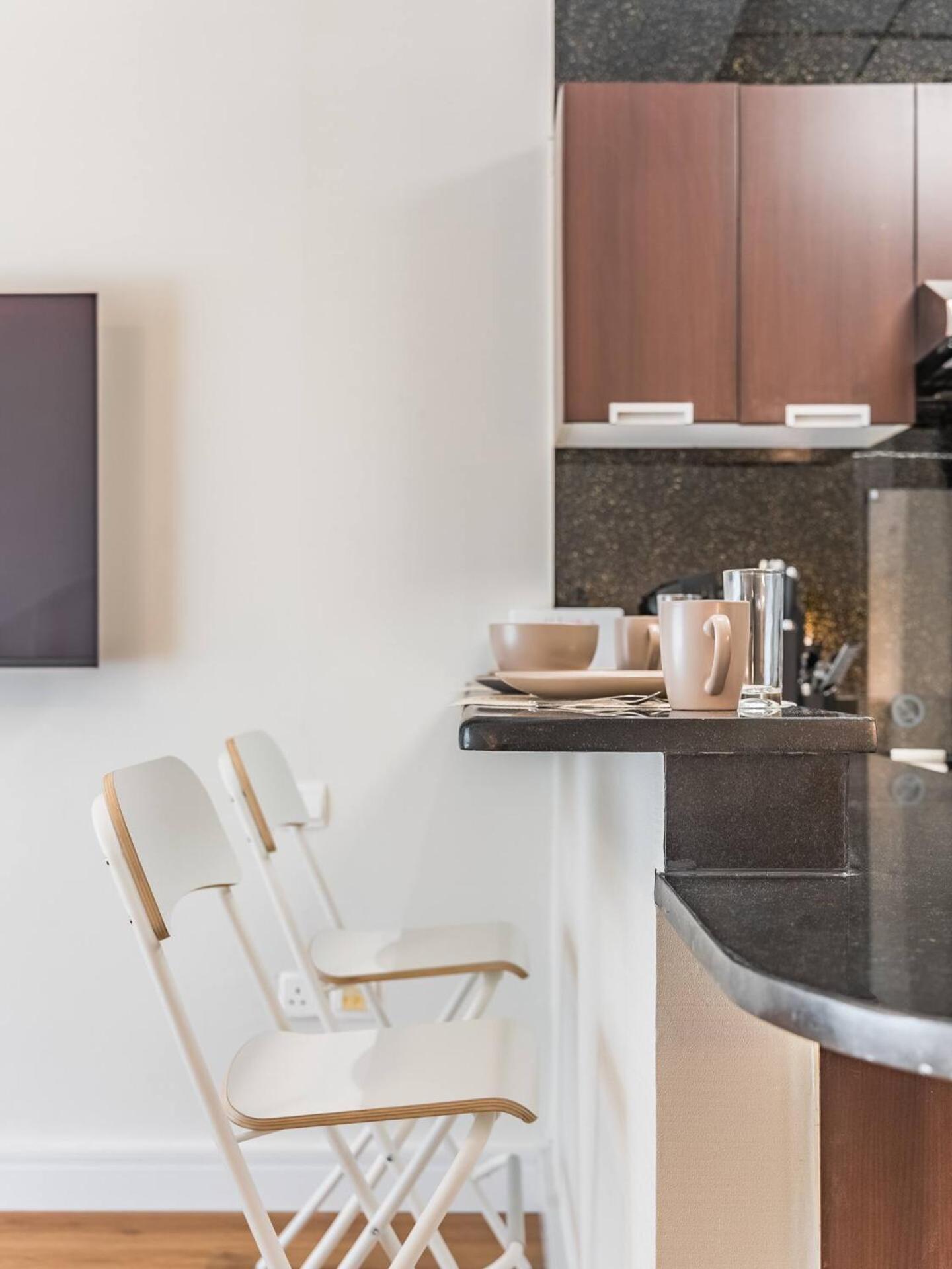 Special June Rate - Luxurious Studio - Golf View Apartment *