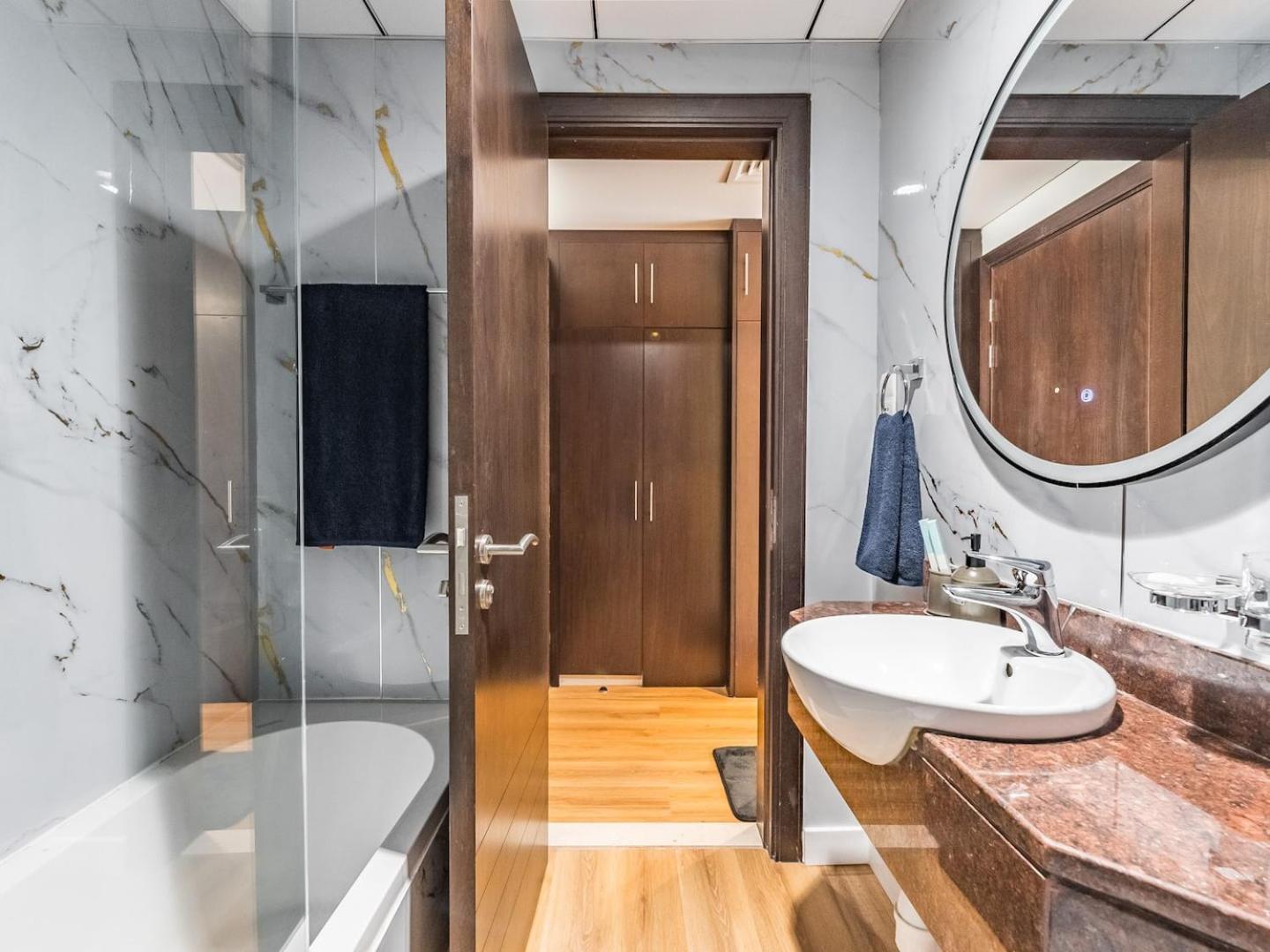 Special June Rate - Luxurious Studio - Golf View